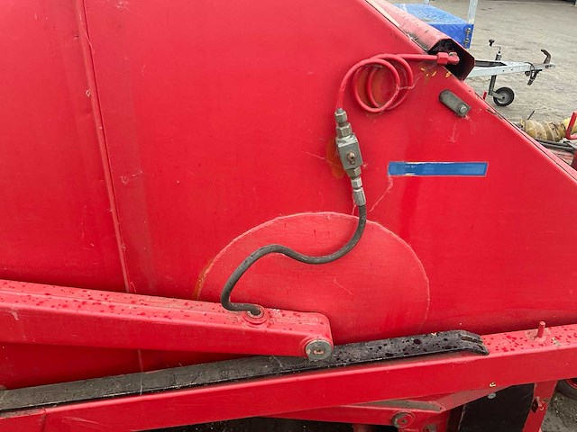 Weidemann veegmachine met hoogkiepbak - afbeelding 2 van  13
