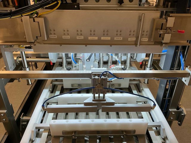 Weighpack - 2022 - juanaroll - automatische cone-vul-, weeg- en sluitmachine - joint vuller - afbeelding 27 van  59