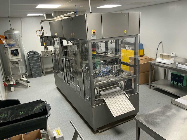 Weighpack - 2022 - juanaroll - automatische cone-vul-, weeg- en sluitmachine - joint vuller - afbeelding 50 van  59