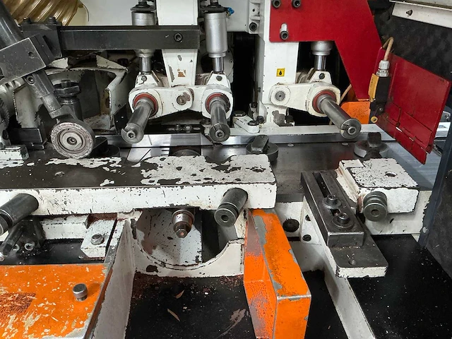 Weihai linares - concept dl3006 - vierzijdige profileer- en schaafmachine - afbeelding 16 van  17