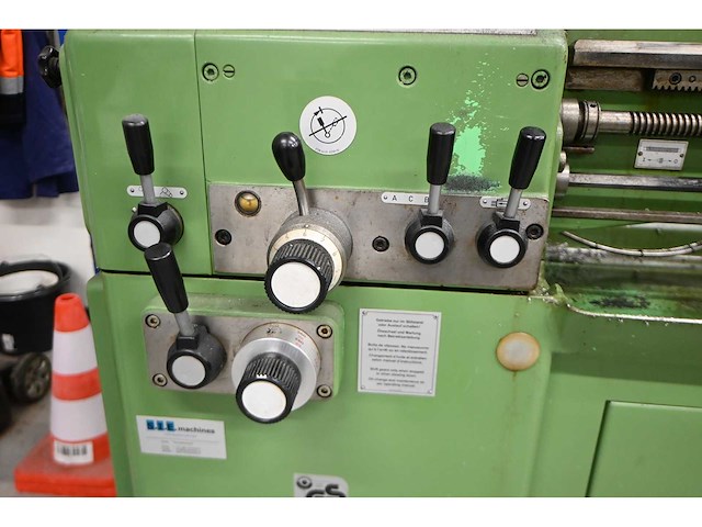 Weiler matador draaibank met ditron d60-2v digitale aflezing - afbeelding 10 van  12