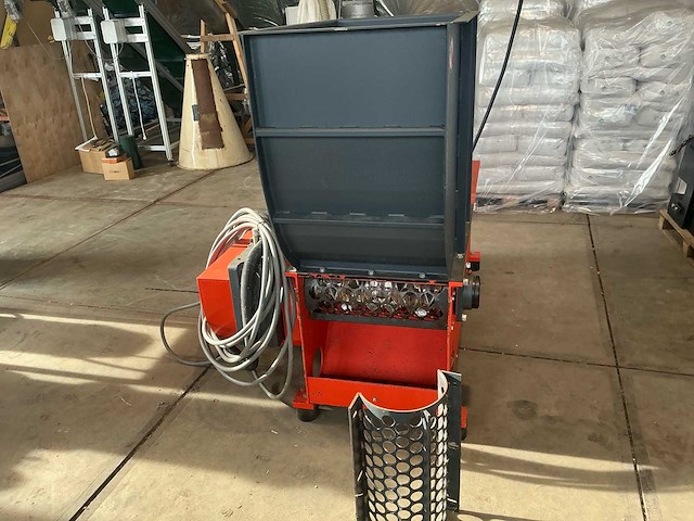 Weima wl4 shredder 03/2023 – 237 draaiuren – onderdeel van complete lijn (zie combikavel 5) - afbeelding 10 van  17