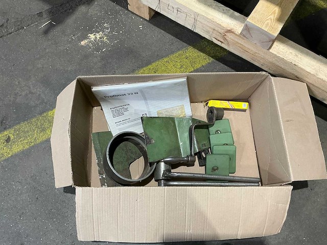 Weinig - 1990 - profimat 22 n - vierzijdige profileer- en schaafmachine - afbeelding 8 van  16