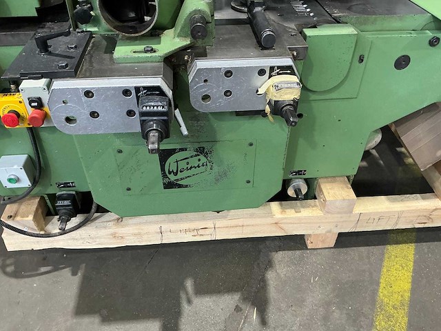 Weinig - 1990 - profimat 22 n - vierzijdige profileer- en schaafmachine - afbeelding 16 van  16