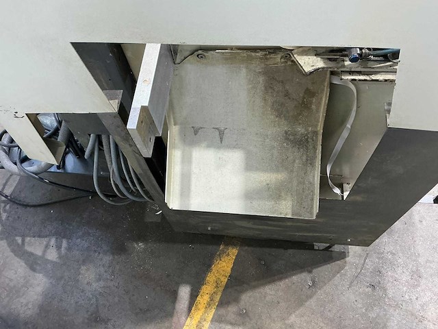 Weinig - 1996 - opticut 104 - afkortcirkelzaagmachine - afbeelding 22 van  29