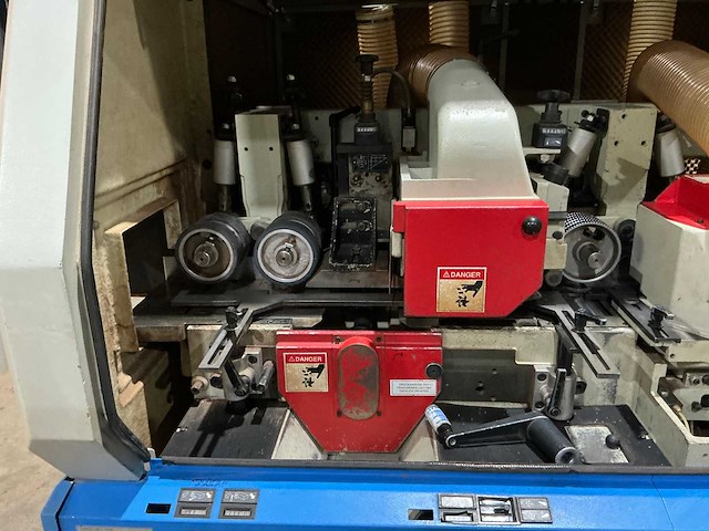 Weinig - 1998 - unimat 23el - vierzijdige profileer- en schaafmachine - afbeelding 17 van  20