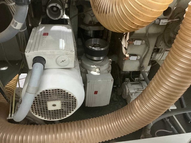 Weinig - 2005 - unimat 500 - vierzijdige profileer- en schaafmachine - afbeelding 14 van  25