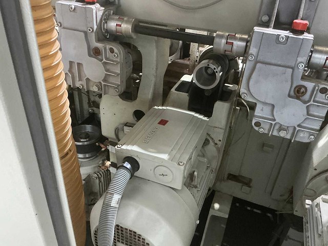 Weinig - 2005 - unimat 500 - vierzijdige profileer- en schaafmachine - afbeelding 15 van  25