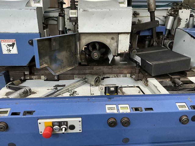 Weinig - 2006 - unimat 500 - vierzijdige profileer- en schaafmachine - afbeelding 13 van  15