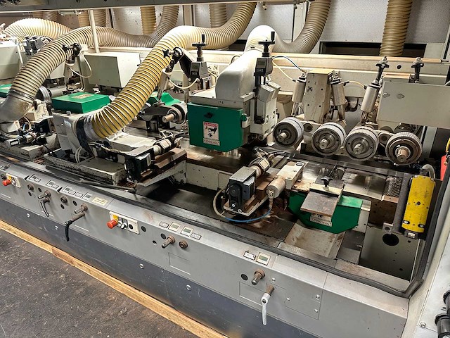 Weinig - 2012 - powermat 2000 - 4-zijdige profileer- en schaafmachine - afbeelding 16 van  18