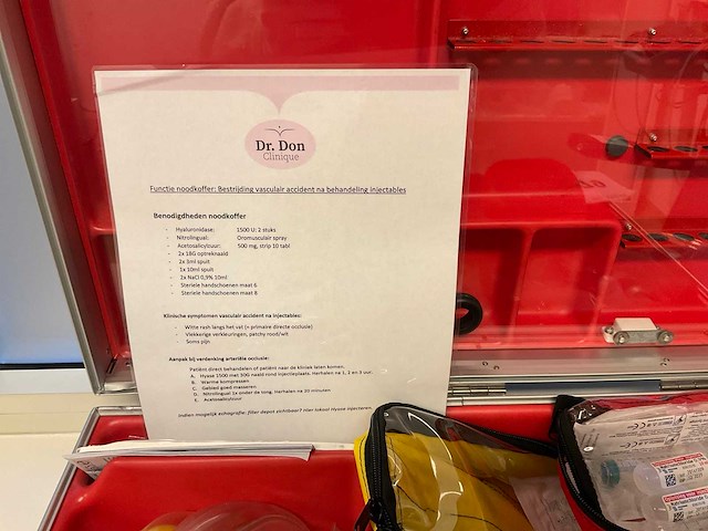 Weinmann noodkoffer bestrijding vasculair accident - afbeelding 3 van  6