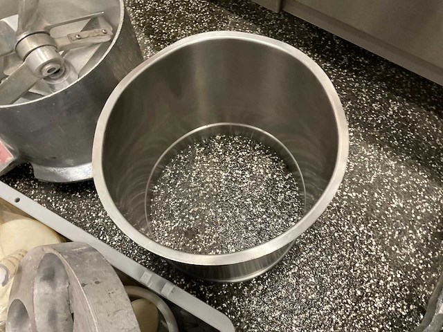 Weisser - 91 - hamburgerportioneermachine - afbeelding 2 van  12