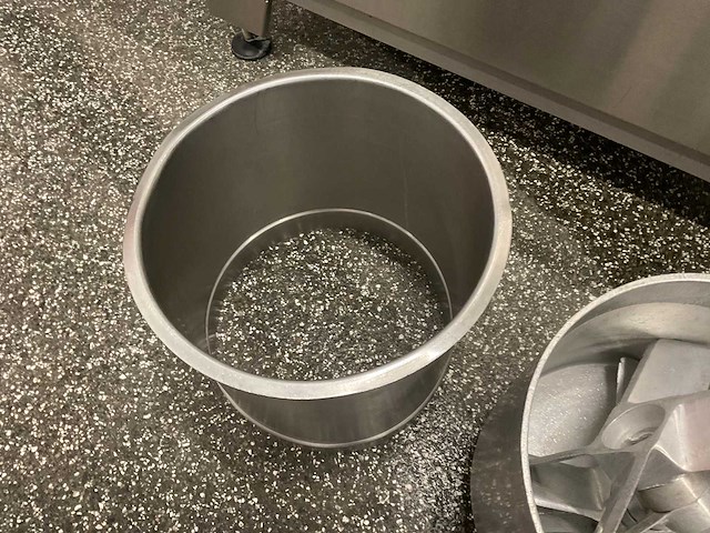 Weisser - 91 - hamburgerportioneermachine - afbeelding 4 van  12