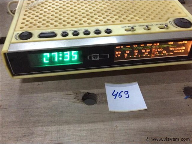 Wekkerradio - afbeelding 2 van  2