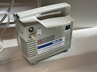 Welch 2510 vacuüm pomp/compressor - afbeelding 2 van  2