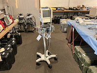 Welchallyn 242 patiënt monitor - afbeelding 1 van  4