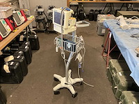 Welchallyn 242 patiënt monitor - afbeelding 2 van  4