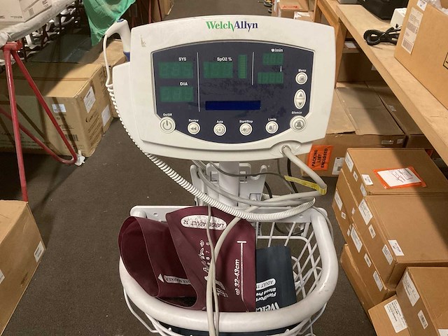 Welchallyn 53 nto patiëntmonitor - afbeelding 4 van  5