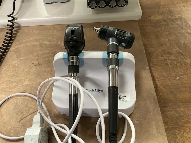 Welchallyn ophthalmoscope - afbeelding 2 van  3