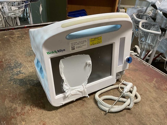 Welchallyn vital signs 6000 series monitor - afbeelding 1 van  6