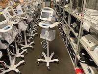 Welchallyn vital signs 6000 series patiëntmonitor - afbeelding 2 van  4