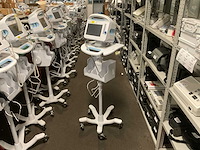 Welchallyn vital signs 6000 series patiëntmonitor - afbeelding 2 van  4