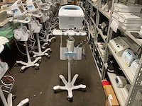 Welchallyn vital signs 6000 series patiëntmonitor - afbeelding 3 van  4