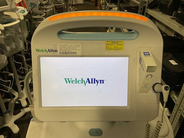 Welchallyn vital signs 6000 series patiëntmonitor - afbeelding 4 van  4