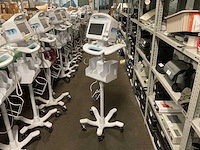 Welchallyn vital signs 6000 series patiëntmonitor - afbeelding 2 van  4