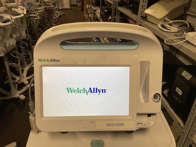 Welchallyn vital signs 6000 series patiëntmonitor - afbeelding 4 van  4