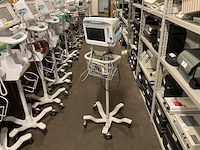 Welchallyn vital signs 6000 series patiëntmonitor - afbeelding 2 van  4