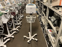 Welchallyn vital signs 6000 series patiëntmonitor - afbeelding 3 van  4