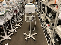 Welchallyn vital signs 6000 series patiëntmonitor - afbeelding 3 van  4