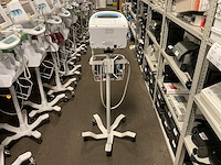 Welchallyn vital signs 6000 series patiëntmonitor - afbeelding 3 van  4