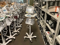 Welchallyn vital signs 6000 series patiëntmonitor - afbeelding 2 van  4