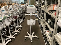 Welchallyn vital signs 6000 series patiëntmonitor - afbeelding 3 van  4