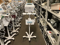Welchallyn vital signs 6000 series patiëntmonitor - afbeelding 3 van  4
