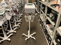 Welchallyn vital signs 6000 series patiëntmonitor - afbeelding 3 van  4