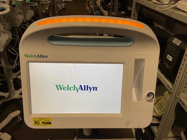 Welchallyn vital signs 6000 series patiëntmonitor - afbeelding 4 van  4
