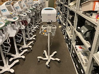 Welchallyn vital signs 6000 series patiëntmonitor - afbeelding 3 van  4