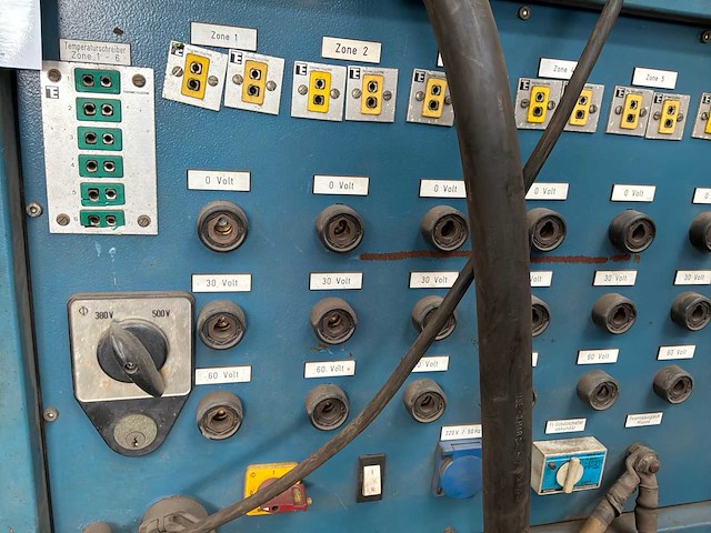 Weldotherm vas 82-6 warmtebehandelingsinstallatie - afbeelding 5 van  7