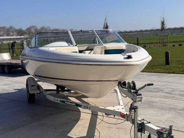 Wellcraft excel 175 speedboot met trailer - afbeelding 4 van  13