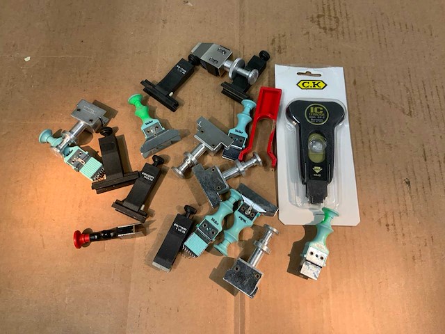 Weller ,facom ic -insert en extractor tools partij - afbeelding 1 van  7