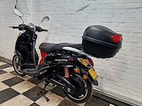 Wellicom trendy btc 45 km elektrische bromscooter - afbeelding 3 van  7