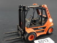 Welly 6012 heftruck - afbeelding 1 van  6