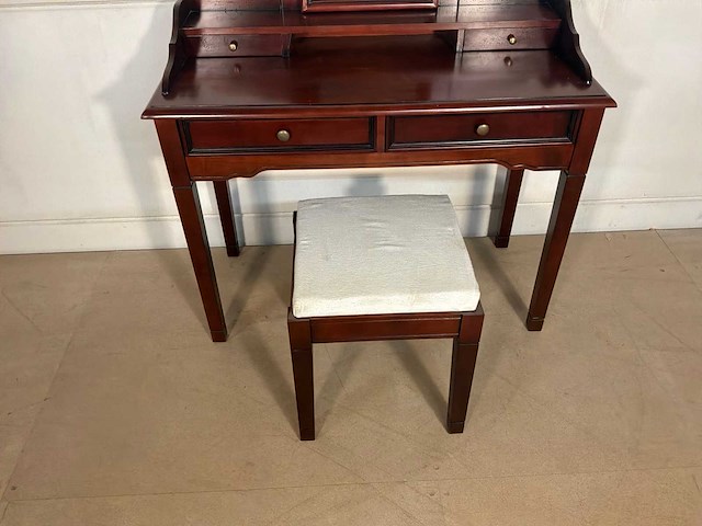 Wembley kaptafel - afbeelding 12 van  14