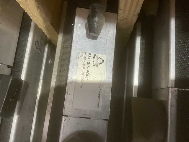 Wentex pipe & drape ligger met houten trolley (55x) - afbeelding 4 van  4