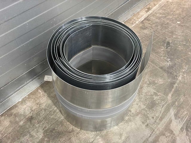 Wentzel expansieband 1.1x375mm tbv zinken hwa goot rol a 3m (3x) - afbeelding 6 van  9