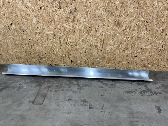 Wentzel zinken mastgoot m37 1.0mm 3000mm lengte (9x) - afbeelding 1 van  5