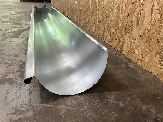 Wentzel zinken mastgoot m37 1.0mm 3000mm lengte (9x) - afbeelding 4 van  5